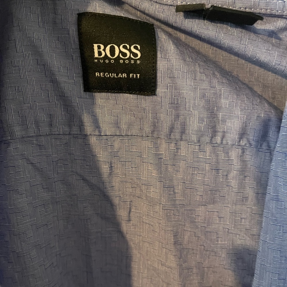 Used - Picture 2 of 3